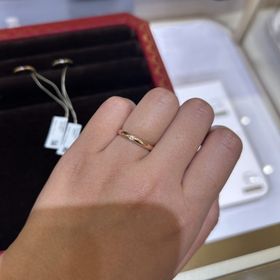 【カルティエ(Cartier)の口コミ】 元々カルティエの中では1895が一番気になっていました。シンプルでありな…