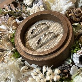 【鎌倉彫金工房の口コミ】 2人で1からデザインや素材、指輪の太さや形まで選べるというのが魅力。
素…