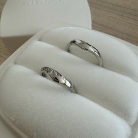【俄(にわか)の口コミ】 指輪ひとつひとつに意味が込められており、2人らしい今とデザインを選ぶこ…
