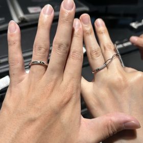 【エクセルコダイヤモンド(EXELCO DIAMOND)の口コミ】 シンプル過ぎないが派手すぎない指輪を探していたためデザインに惹かれま…