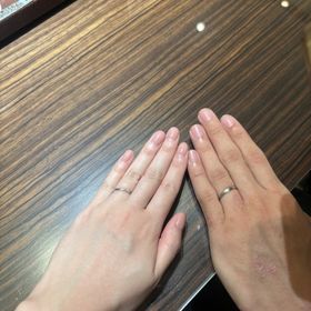 【VIVAGE(ヴィヴァージュ)の口コミ】 指輪自体の細さや、形が指が綺麗に見えるデザインです
手を動かすたびに光…