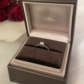 【アイプリモ(I-PRIMO)の口コミ】 最初はウェーブが気になっていましたが、最終的にはダイヤがセンターで目…