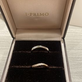 【アイプリモ(I-PRIMO)の口コミ】 シンプルすぎるかつ派手な指輪はあまり考えておらず
2人にお似合いですよ…