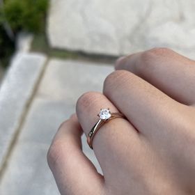 【SIENAROSE(シエナロゼ)の口コミ】 インターネット検索で、シエナロゼ独自のロゼチナという色味に惹かれ来店…