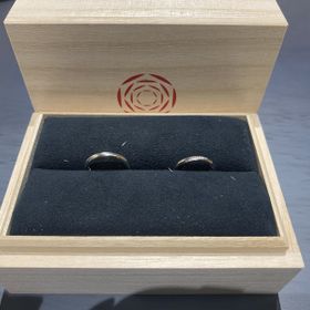 【出雲結(いずもゆい)の口コミ】 シンプルなデザインでとても良いです。一部だけマットな素材に変更出来る…