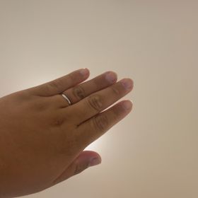 【insembre(インセンブレ)の口コミ】 値段も比較的安値でデザインもシンプルながらそれがまた大人なデザインで…