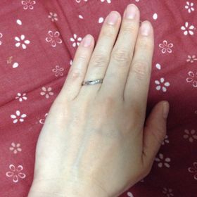 【アイプリモ(I-PRIMO)の口コミ】 毎日つけるものなのでシンプルな指輪がいいと思いました。シンプルな中で…