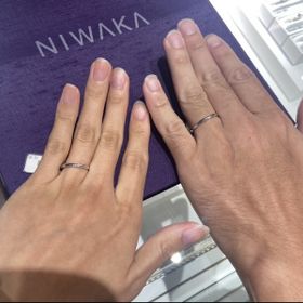 【俄(にわか)の口コミ】 デザインが気に入りました。ダイヤモンドが入っているタイプがよかったの…