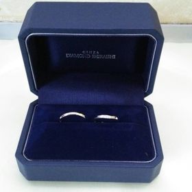【銀座ダイヤモンドシライシの口コミ】 結婚指輪をシンプルなものにしようとしていたのですが、ダイヤの入ってい…