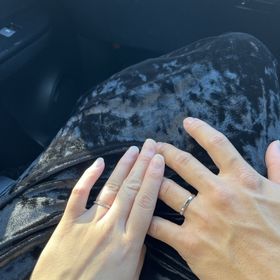 【宝寿堂(ほうじゅどう)の口コミ】 半周ダイヤが入っていてとても綺麗なのに値段お手頃な値段で購入できまし…