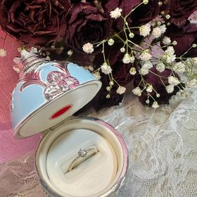 【Love Bond(ラブボンド)の口コミ】 きらっきらで可愛いすぎます
何年経っても可愛いくいたいと思える指輪です…