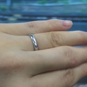 【ティファニー(Tiffany & Co.)の口コミ】 デザインについてはシンプルでありながら、ロゴがさりげないアクセントに…