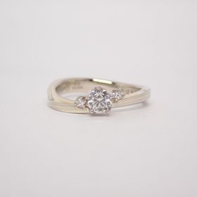 【杢目金屋(もくめがねや)の口コミ】 デザイン、色味、形、ともに全てフルオーダーなので世界に一つとして同じ…