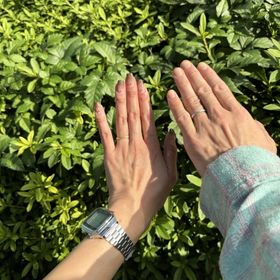 【ケイウノ ブライダル(K.UNO BRIDAL)の口コミ】 普段のファッションに合うシンプルすぎないオシャレな指輪を探していたと…