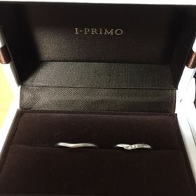 【アイプリモ(I-PRIMO)の口コミ】 指が太いのがコンプレックスでしたが、V字のデザインなのでそのコンプレッ…