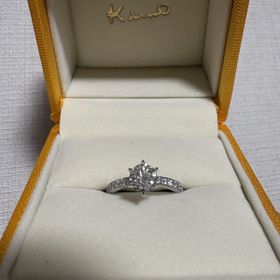 【ケイウノ ブライダル(K.UNO BRIDAL)の口コミ】 指輪のデザインはフルオーダーすることができます。私はダイヤの大きさか…