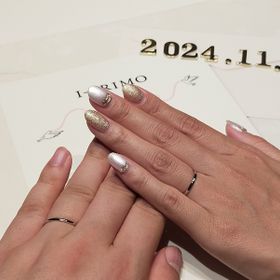 【アイプリモ(I-PRIMO)の口コミ】 デザインはシンプルめで仕事中もお互い付けやすいデザインを選びました。…