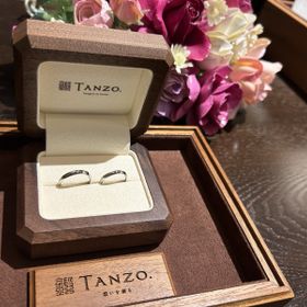 【TANZO.(鍛造指輪)の口コミ】 シンプルで何十年後も着けていられるデザインでありながら、遊び心もある…