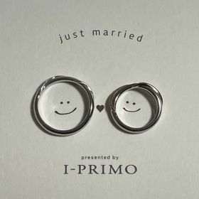 【アイプリモ(I-PRIMO)の口コミ】 リング本体のカラーはシルバーですが、新婦側はピンクゴールド、新郎側は…