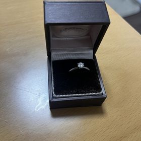 【アイプリモ(I-PRIMO)の口コミ】 シンプルなデザインで、かつ普段使いしても邪魔にならないところが好きで…