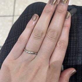 【銀座ダイヤモンドシライシの口コミ】 指馴染みが良く、着け心地がとても良いです。婚約指輪を買う予定が無いた…