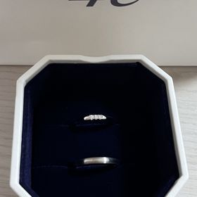 【4℃ BRIDAL(ヨンドシーブライダル)の口コミ】 シンプルで毎日使えます。プレミアムプラチナ95なので、とても強くて丈夫…