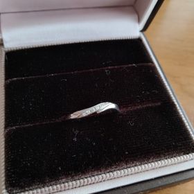 【アイプリモ(I-PRIMO)の口コミ】 このお店で何十本も試着した中で、一番つけ心地が良いことです。仕事をし…