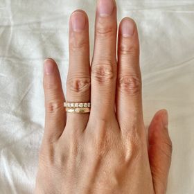 【エクセルコダイヤモンド(EXELCO DIAMOND)の口コミ】 ダイヤモンド約1.575カラット(号数で変動)なので着用時の輝きが強く存在感…