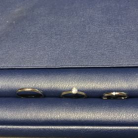 【銀座ダイヤモンドシライシの口コミ】 マリッジリングとエンゲージリングの重ね付けがとても綺麗だったこと。肌…