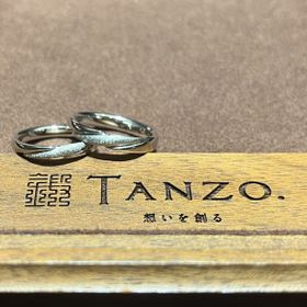 【TANZO.(鍛造指輪)の口コミ】 フルオーダーのため、デザインから表面の加工方法、号数や太さなど細かく…