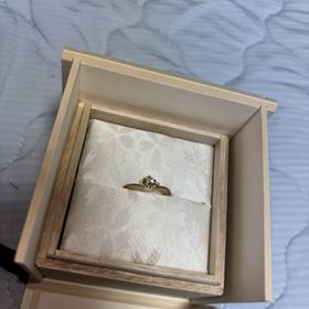 【杢目金屋(もくめがねや)の口コミ】 さくらダイヤモンドがとても可愛いです。木目もなかなかないので他の人と…