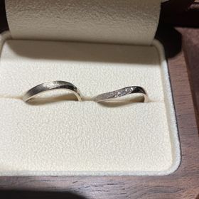 【TANZO.(鍛造指輪)の口コミ】 自分で色や形デザインを細かく決めることができました。色はゴールドです…