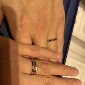 【銀座ダイヤモンドシライシの口コミ】 シンプルな一粒ダイヤの婚約指輪を希望していました。その条件だけでも種…