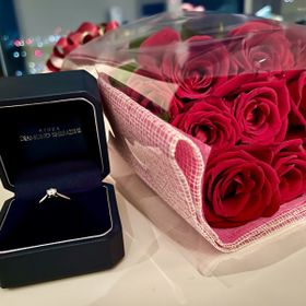 【銀座ダイヤモンドシライシの口コミ】 シライシの指輪はつけ心地が良いと評判でしたので、実際に試着してみまし…