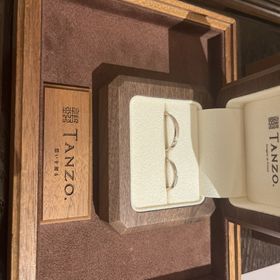 【TANZO.(鍛造指輪)の口コミ】 デザインを自分たちで考えることができて、シンプルなデザインがいいなと…