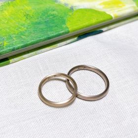 【mina.jewelry(ミナジュエリー)の口コミ】 色々カスタマイズは可能でしたが、比較的シンプルなデザインでお願いしま…