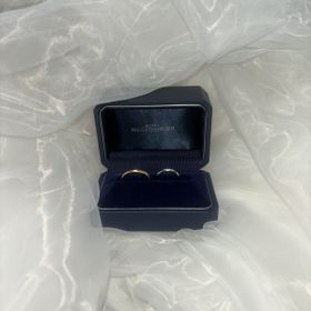 【銀座ダイヤモンドシライシの口コミ】 メンズからしたら細めで
レディースからしたら太めのに見えるけど、
つけ…