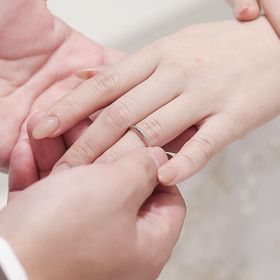 【CHER LUV(シェールラブ)】の口コミ シンプルで細身なデザインが好きだったのでドンピシャでした。石も小ぶりな...