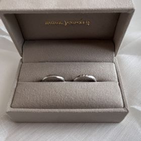 【mina.jewelry(ミナジュエリー)の口コミ】 私自身手汗体質で、オシャレリングをしている日は違和感からか手汗が引か…