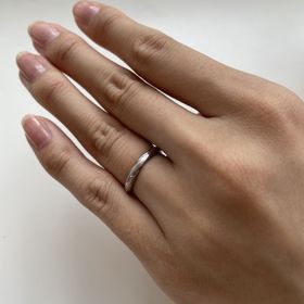 【エクセルコダイヤモンド(EXELCO DIAMOND)の口コミ】 ダイヤモンド吹き付け加工が非常に綺麗で、他にはない魅力的なポイントで…