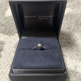 【ラザール ダイヤモンド(LAZARE DIAMOND)の口コミ】 サプライズで婚約者には相談せずに男の感性で選びました。ダイヤモンドが…