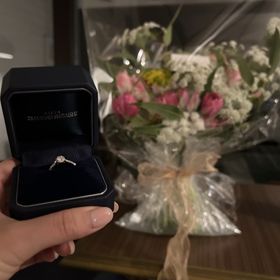 【銀座ダイヤモンドシライシの口コミ】 とにもかくにも華やかです！もともとハイブランドの同等商品を同等金額で…