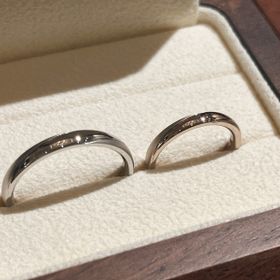 【TANZO.(鍛造指輪)の口コミ】 シンプルで手に馴染むデザインがとても良いです。頑丈な部分も魅力的なポ…