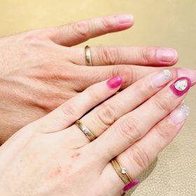 【CHRISTIAN BAUER(クリスチャンバウアー)の口コミ】 デザインで一番重視したのはバイカラー以上の配色。
このデザインは中央の…