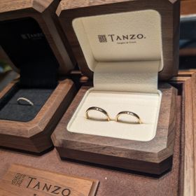 【TANZO.(鍛造指輪)の口コミ】 鍛造製法で丈夫で長く使えるので普段からつけっぱなしにしやすい。
日本で…