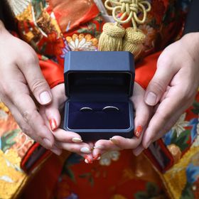 【銀座ダイヤモンドシライシの口コミ】 ネット上で指輪を探していた中で、デザインが一目惚れでした。現物を確認…