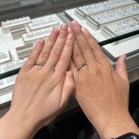 【アイプリモ(I-PRIMO)の口コミ】 デザインは色んな角度からダイヤがキラッと見えて、他人から見た時も可愛…