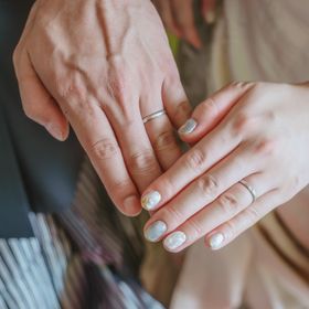 【モニッケンダム(MONNICKENDAM)】の口コミ 結婚指輪えらびで外せなかったこだわりと言えば、ストレートラインであるこ...