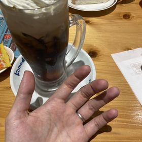 【銀座ダイヤモンドシライシの口コミ】 一生に一度のことだから念入りにデザインに凝りました。3カ月以上の準備期…