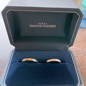 【銀座ダイヤモンドシライシの口コミ】 鍛造製法で作られた、キズや変形に強い指輪を選びました。アノリューのシ…